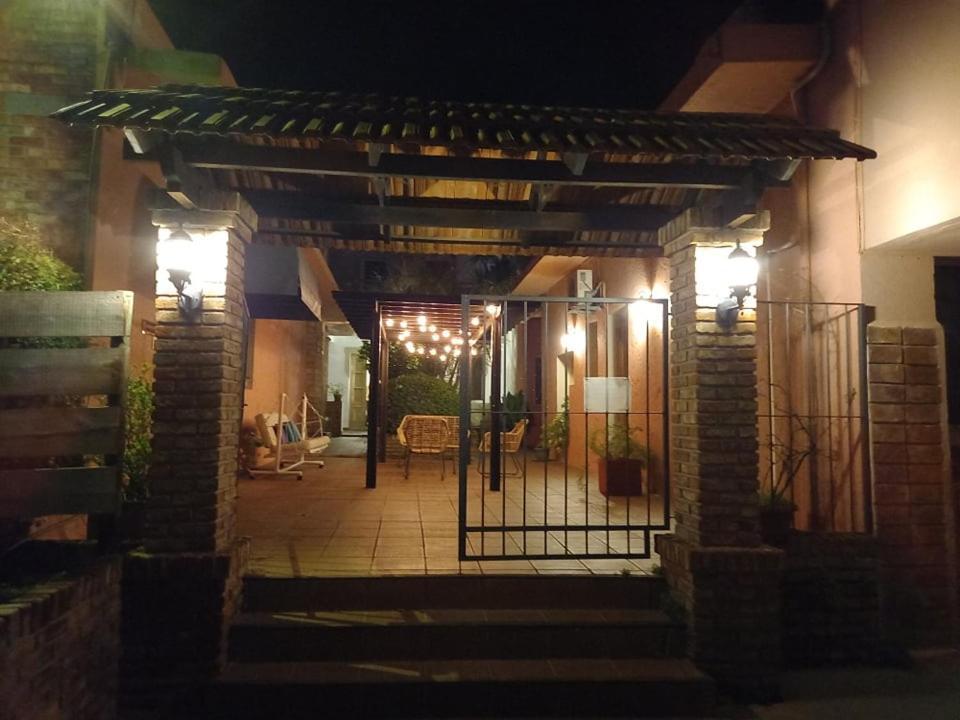 Hosteria Uruguay ปีรีอาโปลิส ภายนอก รูปภาพ